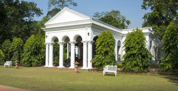 Thengal Manor