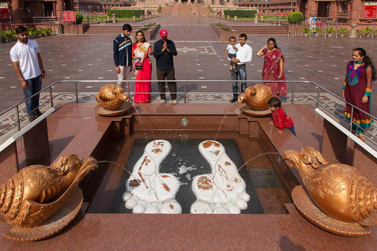 Akshardham Charanavind, Holy Foot Prints