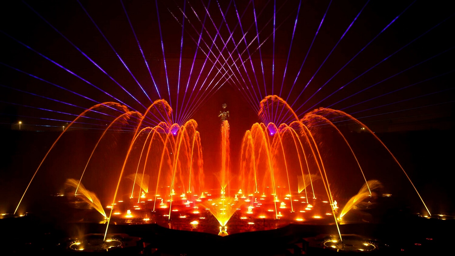 Akshardham Temple Watershow