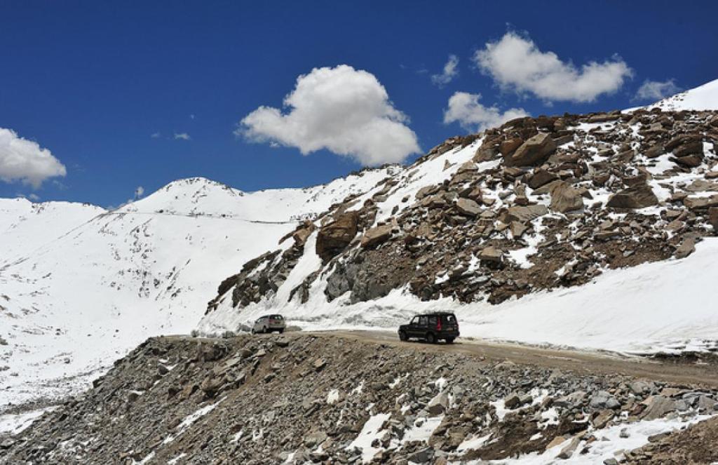 Khardung La Pass Ladakh