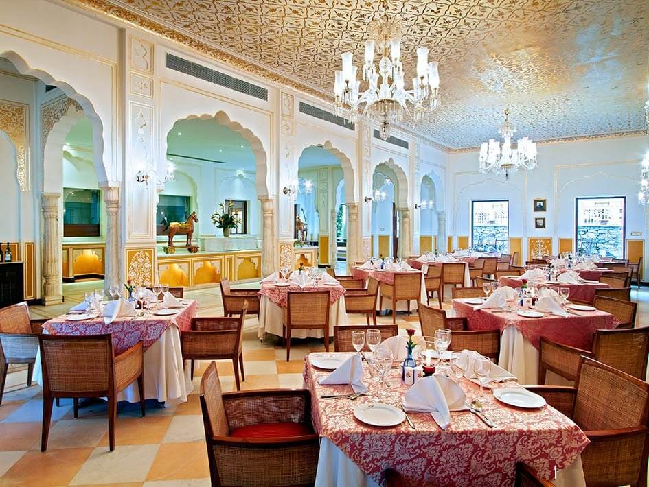 Dining at Samode Palace