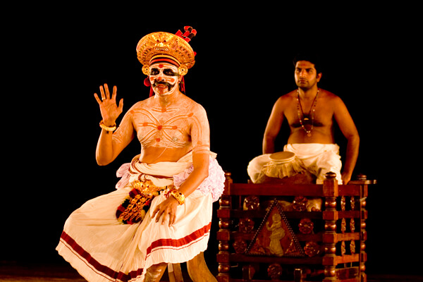 Chakyar Koothu