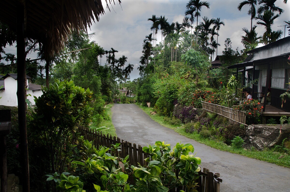 Mawlynnong Village