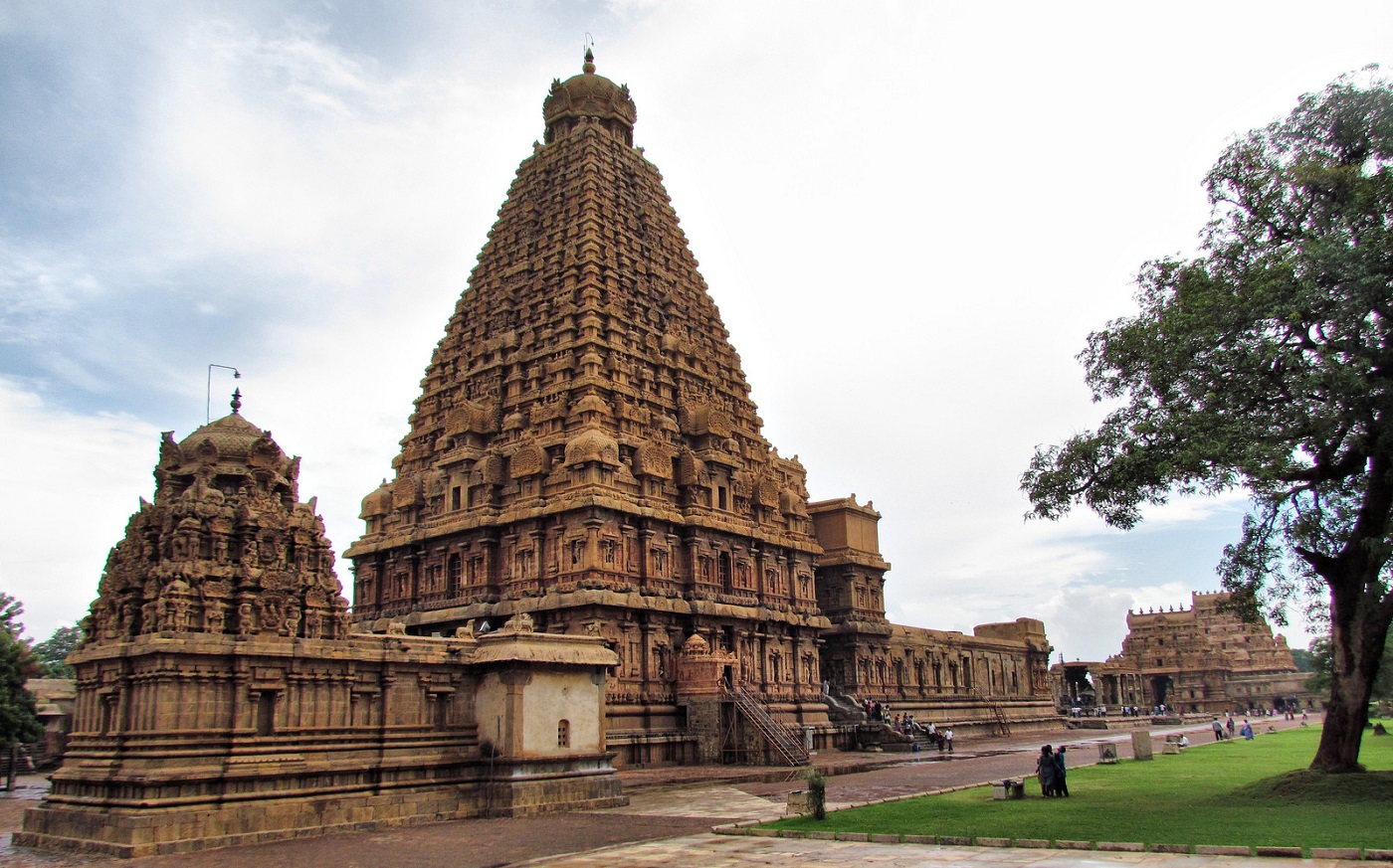 Brihadeeswarar Temple