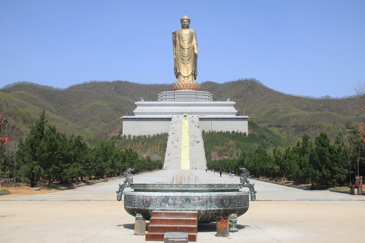Spring Temple Buddha, China