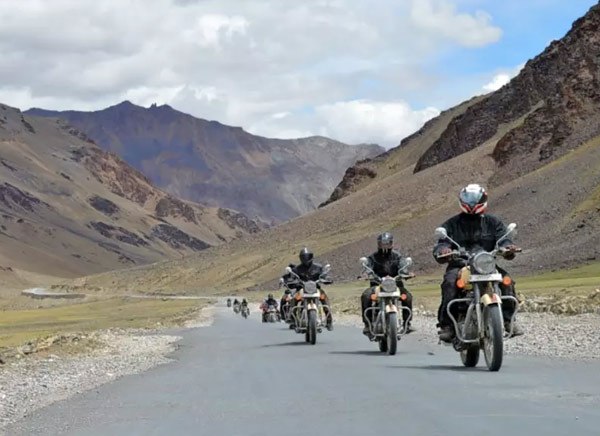 17 Days Ladakh Biking Tour