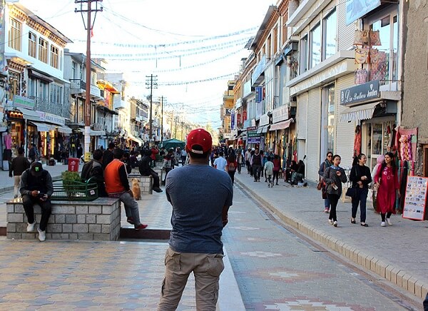 Leh Shopping Market
