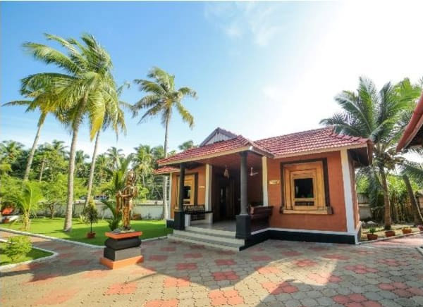 Sree Chithra Ayur Home, Thrissur